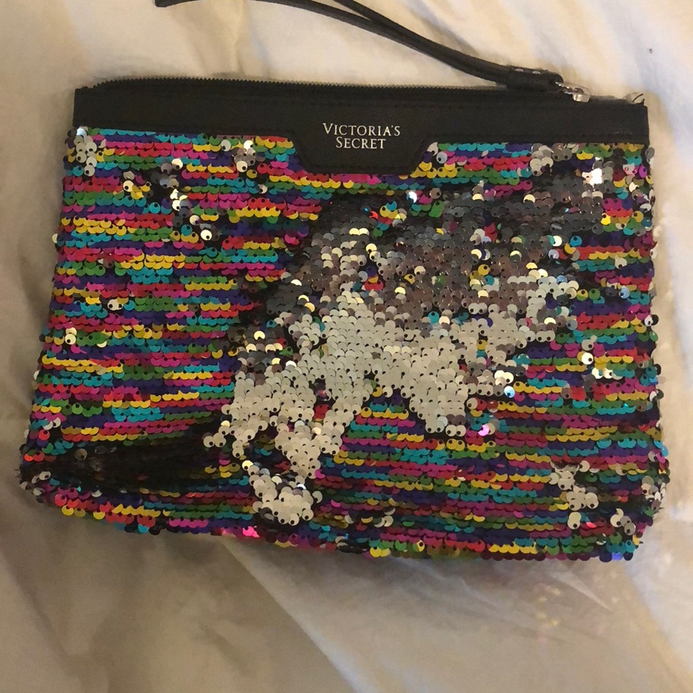 VS sequined makeup bag NWOT - Picture 2 of 4